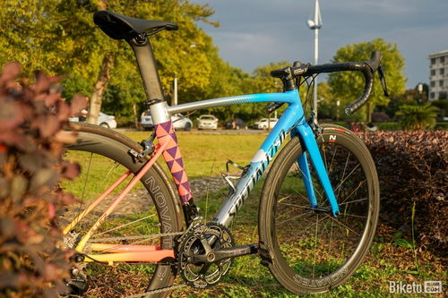 征文 當藝術(shù)遇上自行車 specialized allez紅鉤賽涂裝賞
